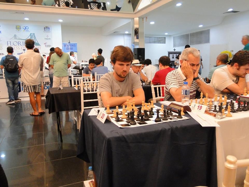 Conheça a importância histórica do Clube de Xadrez de Blumenau
