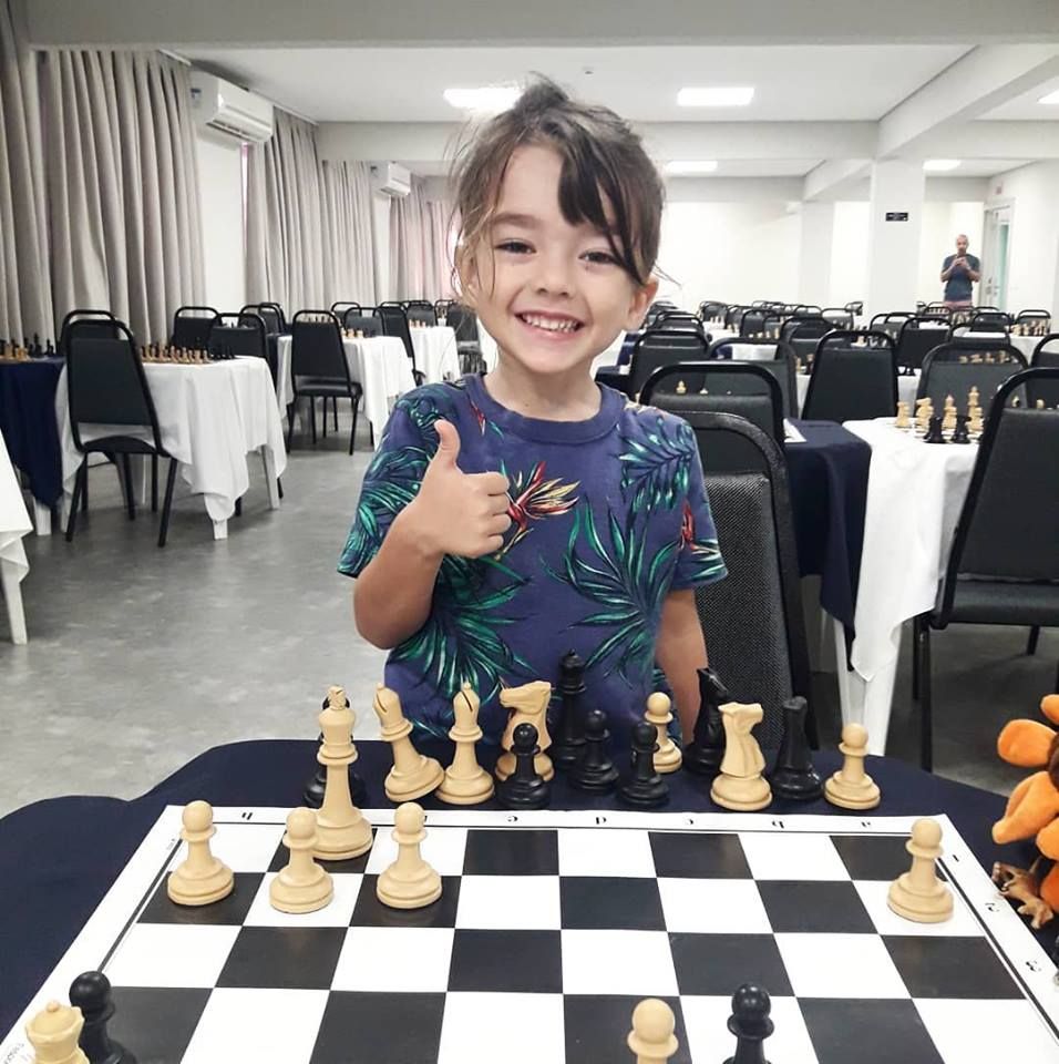 Estudantes da Região Sudeste já podem se inscrever em torneio nacional de  Xadrez; competição viaja o Brasil para encontrar o melhor jogador do país., Notícias
