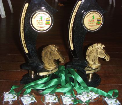 Federao Catarinense de Xadrez - FCX - Trofus e Medalhas