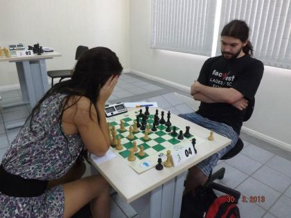 Federao Catarinense de Xadrez - FCX - WFM Vanessa do Clube Riosulense x Mestre FIDE Alfeu Bueno