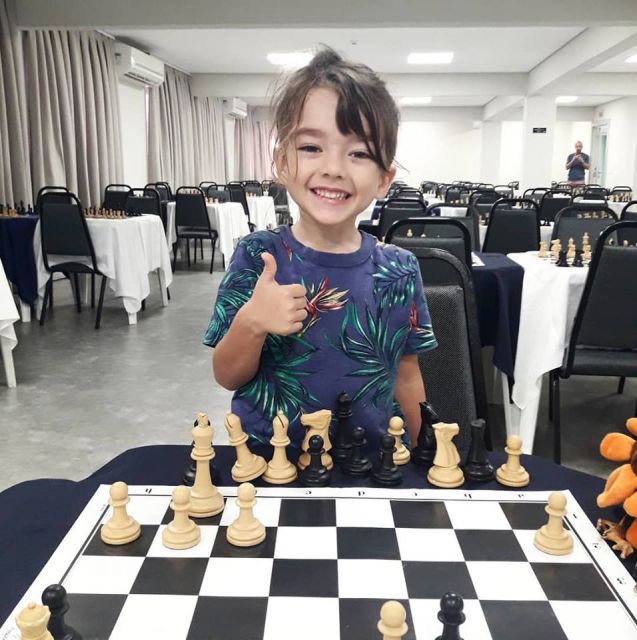 Enxadrista navegantina conquista título de Mestre Nacional de Xadrez
