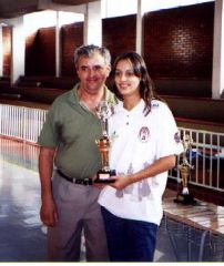 Federação Catarinense de Xadrez - FCX - Joana (campeã Sub 16) e seu pai