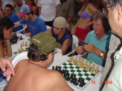 Federação Catarinense de Xadrez - FCX - turistas jogam