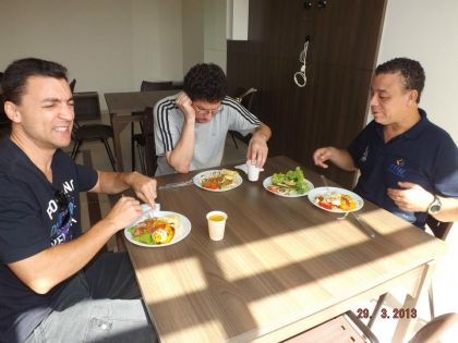 Federação Catarinense de Xadrez - FCX - MI Rodrigo Disconzi concentra-se antes do primeiro lance